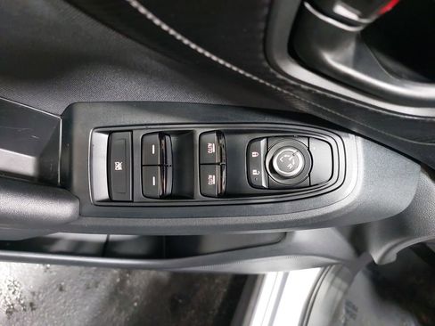 Used 2022 Subaru Crosstrek 2.0i Premium w/ Moonroof Package image 27