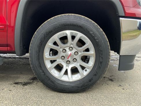 Used 2019 GMC Sierra 1500 SLE w/ SLE Value Package image 28