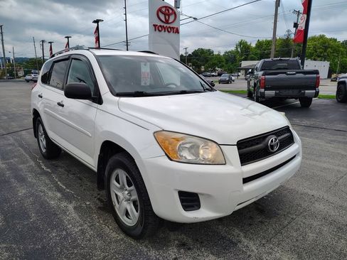 Used 2012 Toyota RAV4 4WD w/ Value Pkg image 3