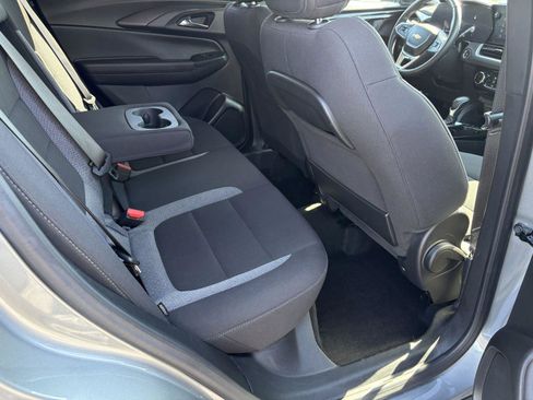 Used 2024 Chevrolet TrailBlazer LT w/ Convenience Package image 12