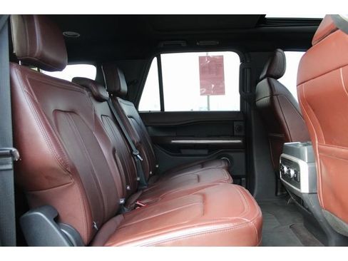 Used 2022 Ford Expedition Max Limited AWD/4WD image 17