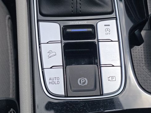 Used 2025 Hyundai Tucson SEL FWD image 12