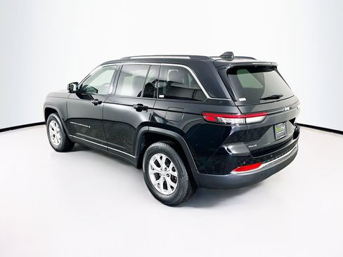 Used 2023 Jeep Grand Cherokee Limited w/ Trailer Tow Prep Group (B) image 5