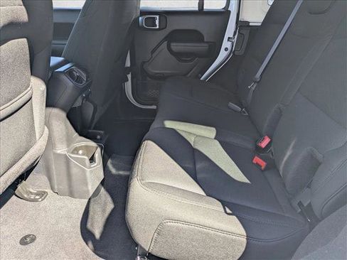 Used 2023 Jeep Wrangler Sport S image 16