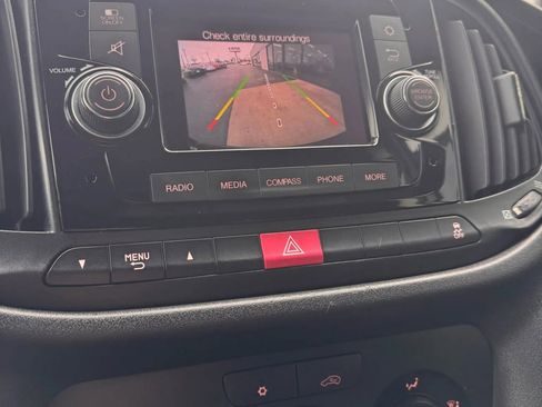 Used 2021 RAM ProMaster City Tradesman image 16