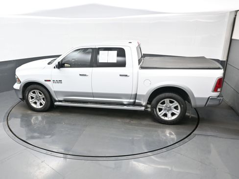 Used 2015 RAM 1500 Laramie image 33
