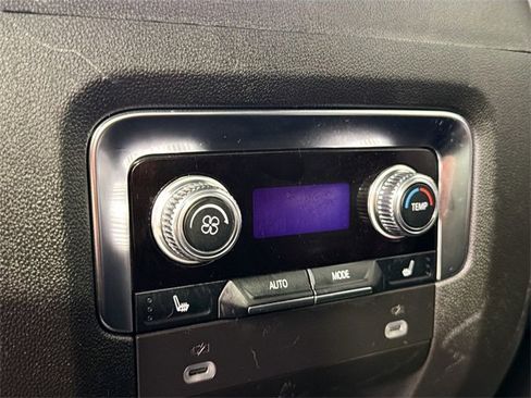 Used 2024 GMC Yukon Denali image 24