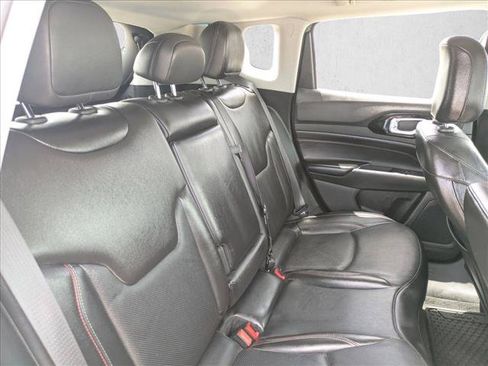 Used 2022 Jeep Compass Trailhawk w/ Trailhawk Elite Group AWD/4WD image 16