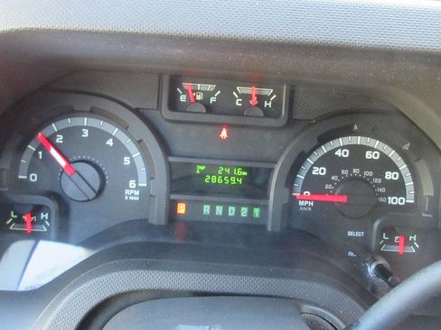 Used 2013 Ford E-350 and Econoline 350 Extended Super Duty w/ PWR Group image 27