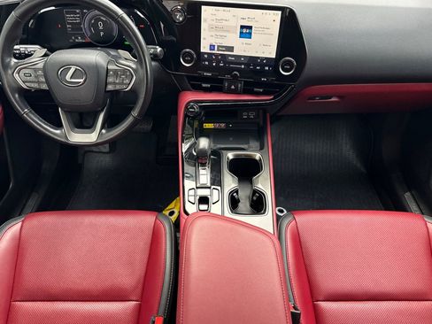 Used 2024 Lexus NX 350h AWD image 10