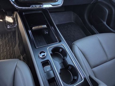 New 2026 Lincoln Corsair Reserve w/ Rear Removable Package Tray image 9