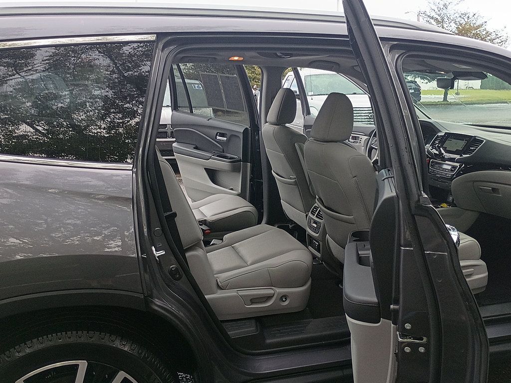 Used 2021 Honda Pilot Elite image 16