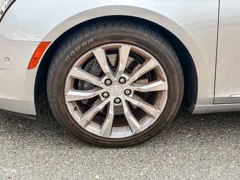 Used 2017 Cadillac XTS Luxury FWD image 4