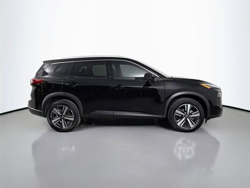 Used 2024 Nissan Rogue SL FWD image 5