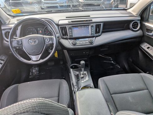 Used 2017 Toyota RAV4 XLE FWD image 22