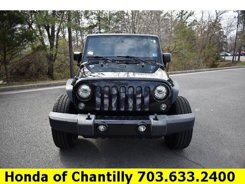 Used 2017 Jeep Wrangler Sport AWD/4WD image 2