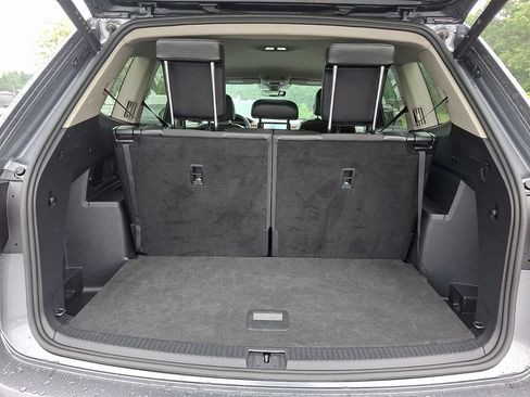 Used 2024 Volkswagen Atlas SE FWD image 29