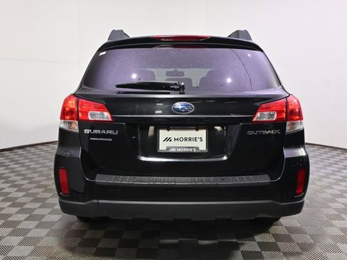 Used 2010 Subaru Outback 2.5i Premium image 5