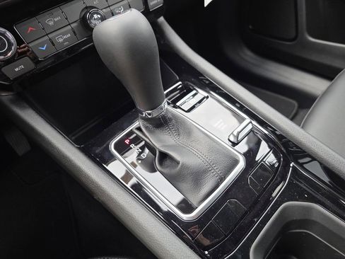 New 2026 Jeep Compass Latitude image 13