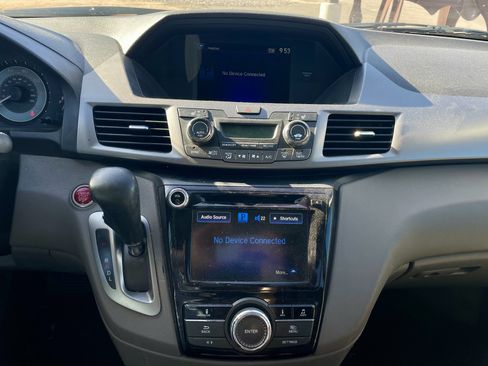 Used 2015 Honda Odyssey EX-L image 19