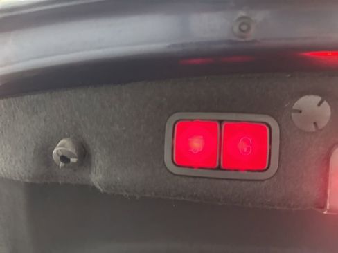 Used 2019 Mercedes-Benz C 300 Sedan image 26