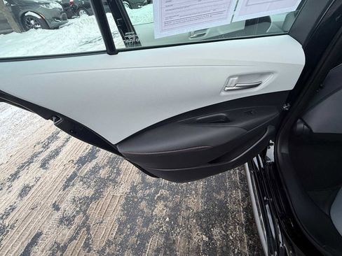 Used 2023 Toyota Corolla SE image 14