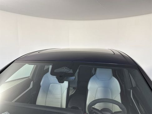 New 2026 Porsche Cayenne GTS image 17