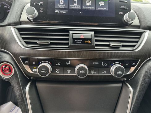 Used 2022 Honda Accord Touring image 31