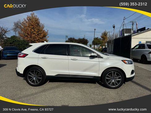 Used 2020 Ford Edge Titanium image 4