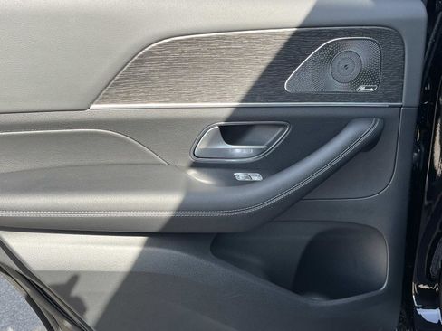 Used 2025 Mercedes-Benz GLE 350 4MATIC image 15