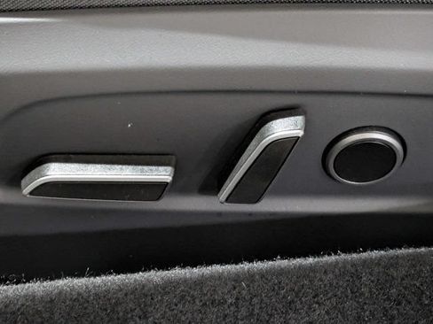 Used 2025 Tesla Model 3 RWD image 18