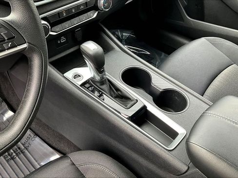 Used 2022 Nissan Altima 2.5 S image 19