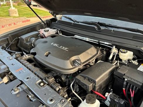Used 2022 Chevrolet Colorado Z71 AWD/4WD image 30