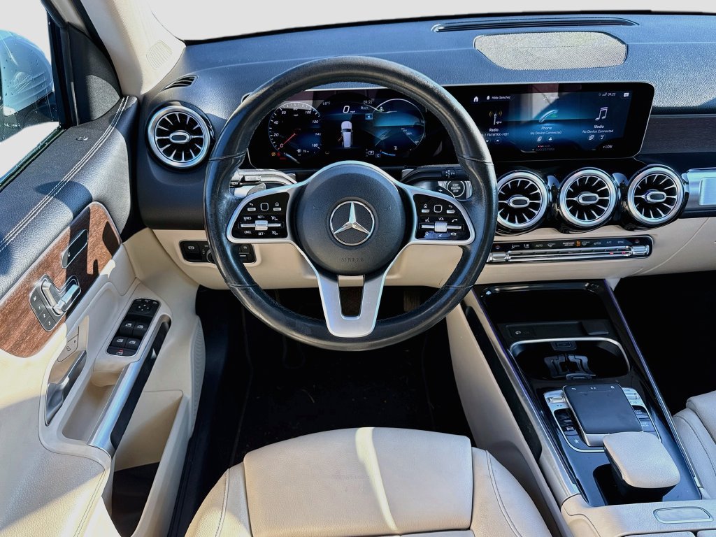 Used 2020 Mercedes-Benz GLB 250 4MATIC image 27
