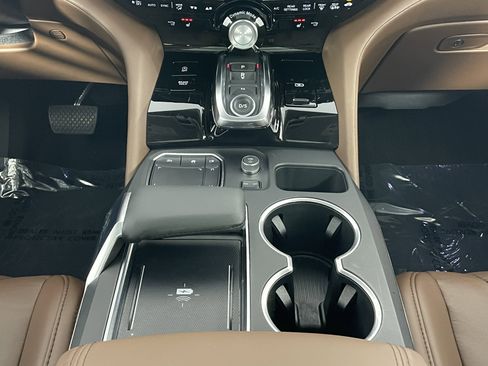 Used 2024 Acura MDX SH-AWD w/ Technology Package image 17