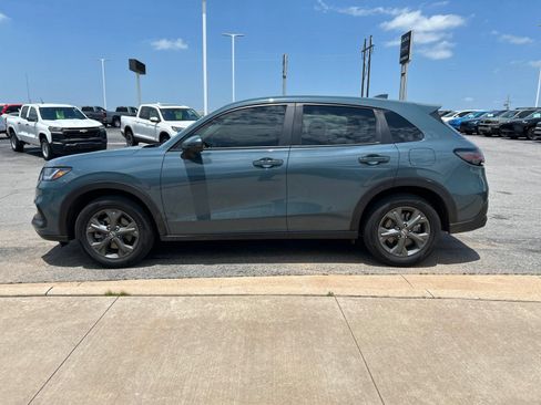 Used 2027 Honda HR-V LX image 8