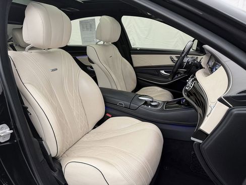 Used 2017 Mercedes-Benz S 63 AMG 4MATIC Sedan image 35