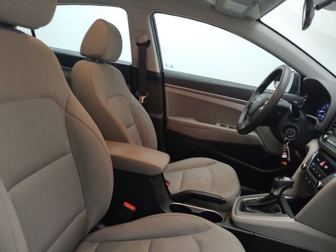 Used 2018 Hyundai Elantra SE w/ Cargo Package FWD image 21