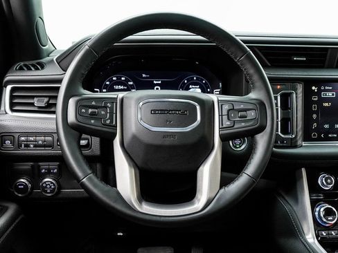 Used 2024 GMC Yukon Denali image 18