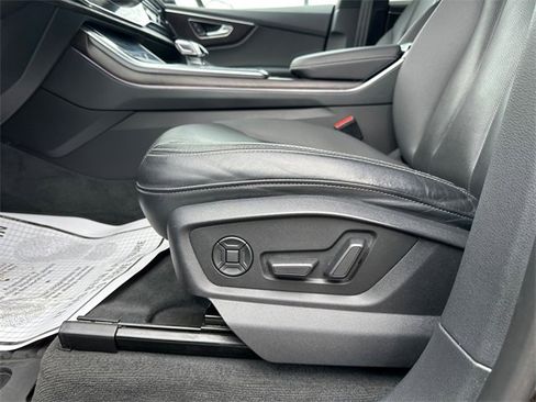 Used 2021 Audi Q8 Premium Plus w/ Premium Plus Package image 20