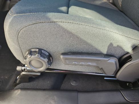 New 2026 Jeep Gladiator Sport image 20