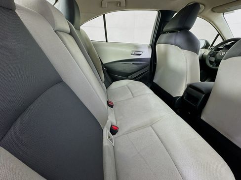 Used 2022 Toyota Corolla LE image 25