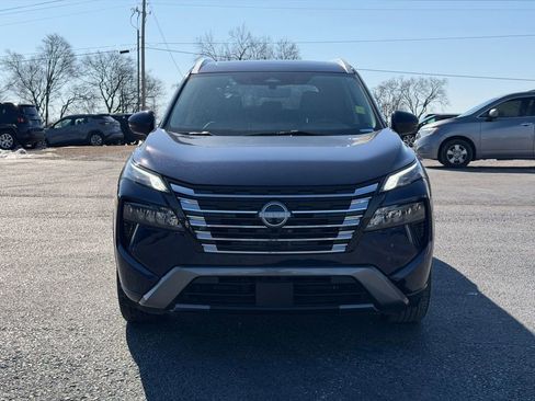 Used 2024 Nissan Rogue SL w/ SL Premium Package image 10