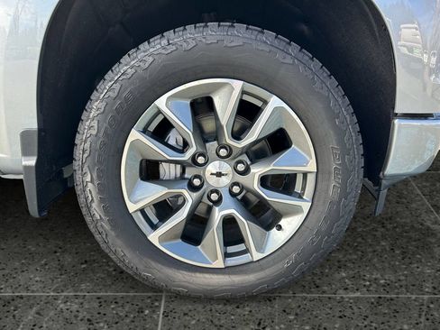 New 2026 Chevrolet Silverado 1500 RST w/ RST All Star Premium Package AWD/4WD image 9