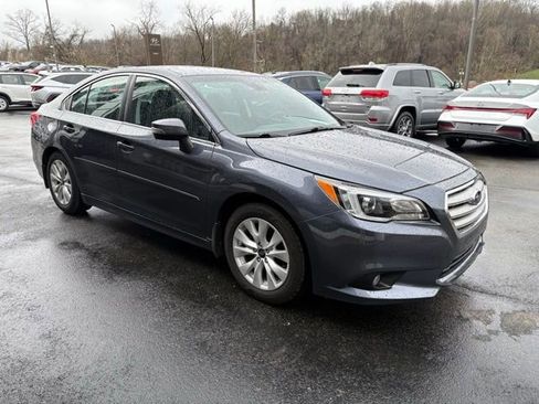 Used 2017 Subaru Legacy 2.5i Premium image 5