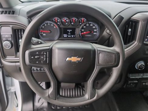 Used 2024 Chevrolet Silverado 2500 W/T w/ WT Convenience Package image 11