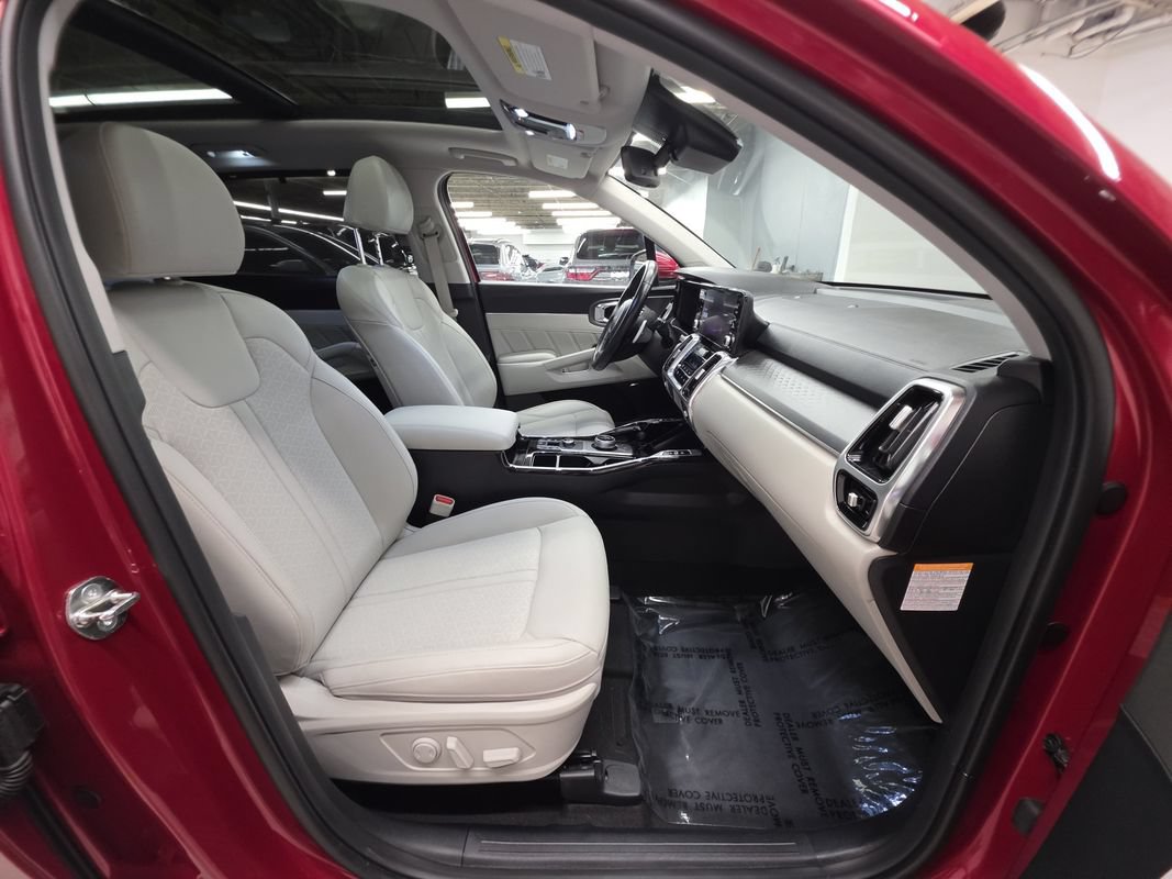 Used 2023 Kia Sorento SX Prestige AWD/4WD image 29