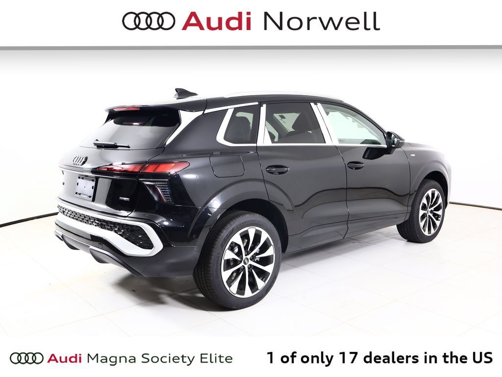 New 2026 Audi Q3 quattro 2.0T AWD/4WD image 14