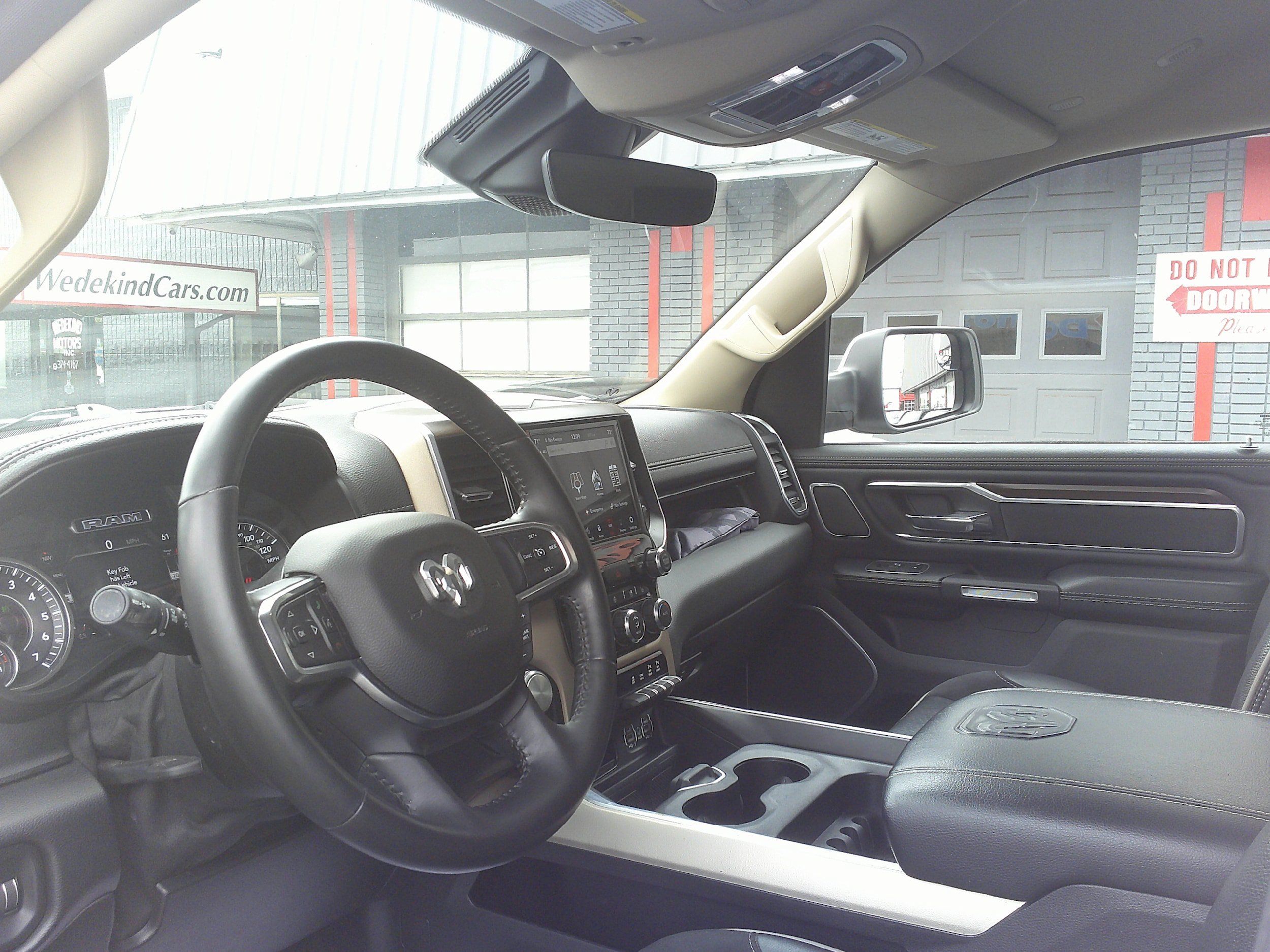 Used 2021 RAM 1500 Laramie AWD/4WD image 19