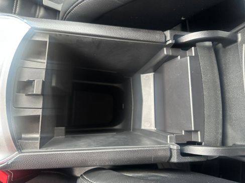 Used 2022 Ford Edge SEL w/ Convenience Package image 18